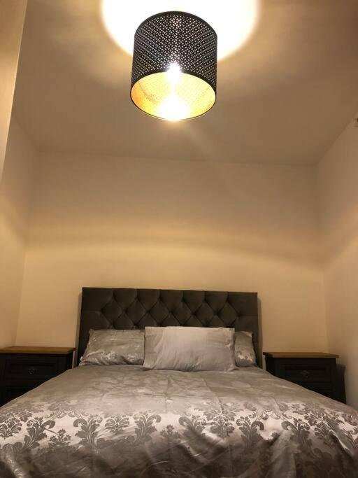 The Villas, Newly Refurbished Modern Home - Free Parking, Prime, Netflix Buckingham Luaran gambar