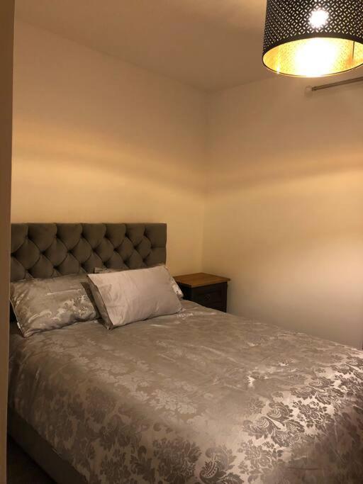 The Villas, Newly Refurbished Modern Home - Free Parking, Prime, Netflix Buckingham Luaran gambar